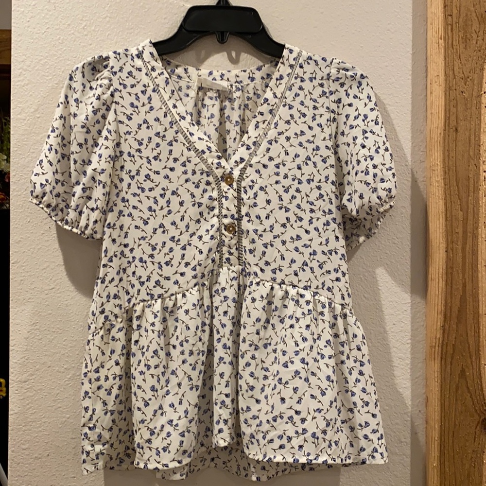 Flowered white top